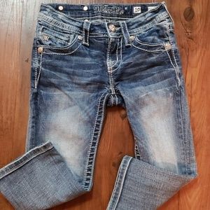 Girls size 10 Miss Me capri